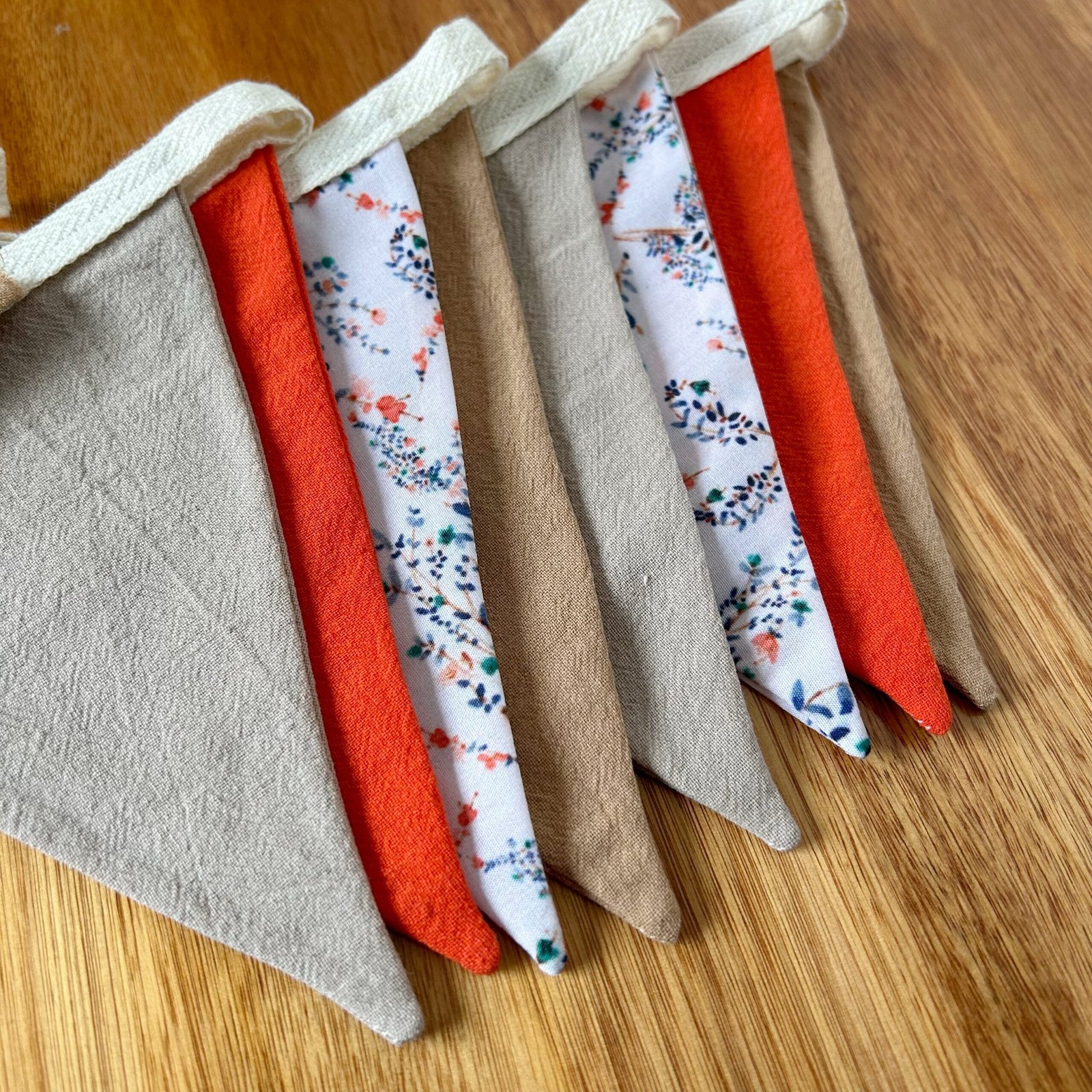 Banderín - Flores Campanita - Imagen 3